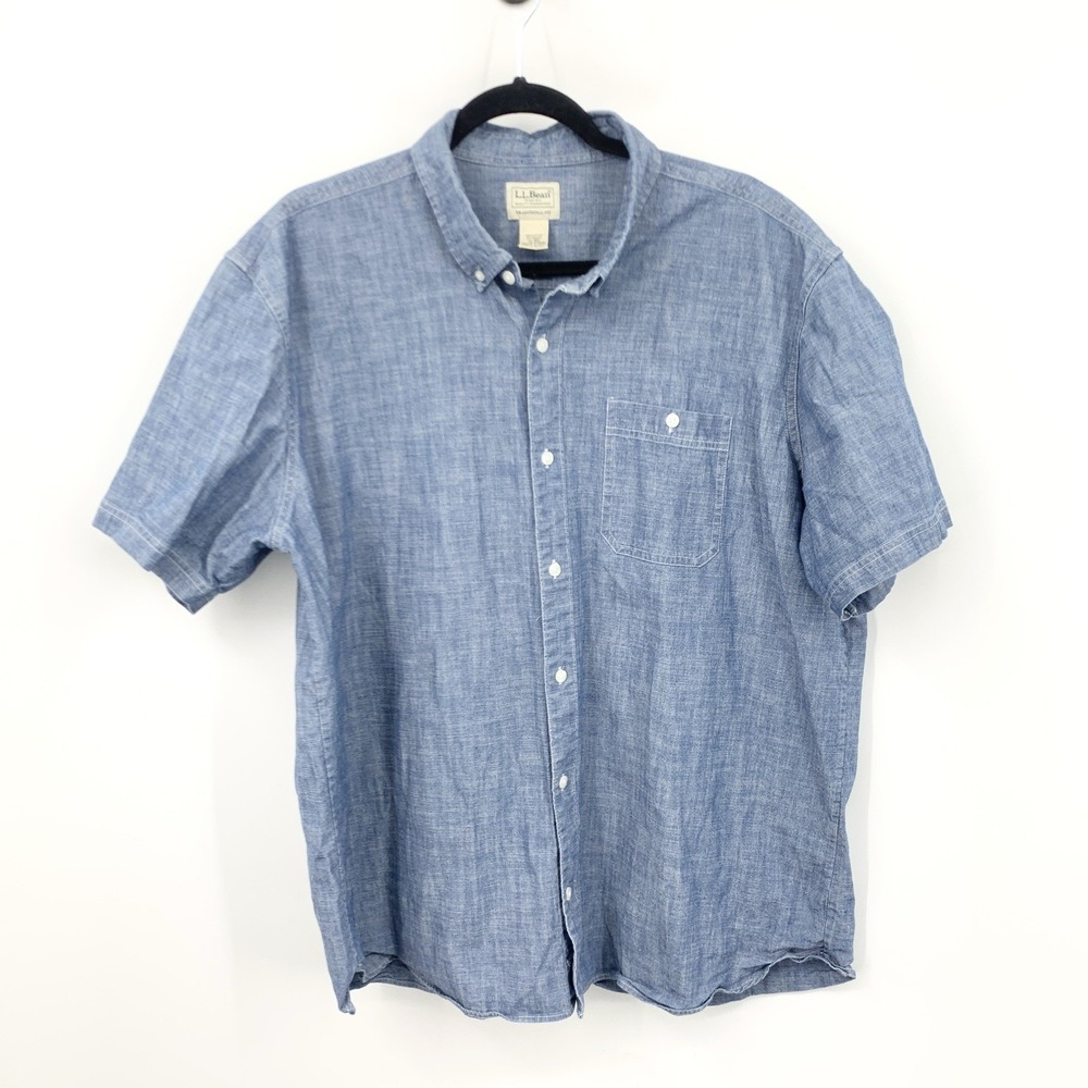 LL Bean Men Size XL Shirt Blue Chambray Short Sleeve Top Button Down Cotton
